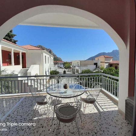 New Garden'S House Apartment Leonidio Bagian luar foto